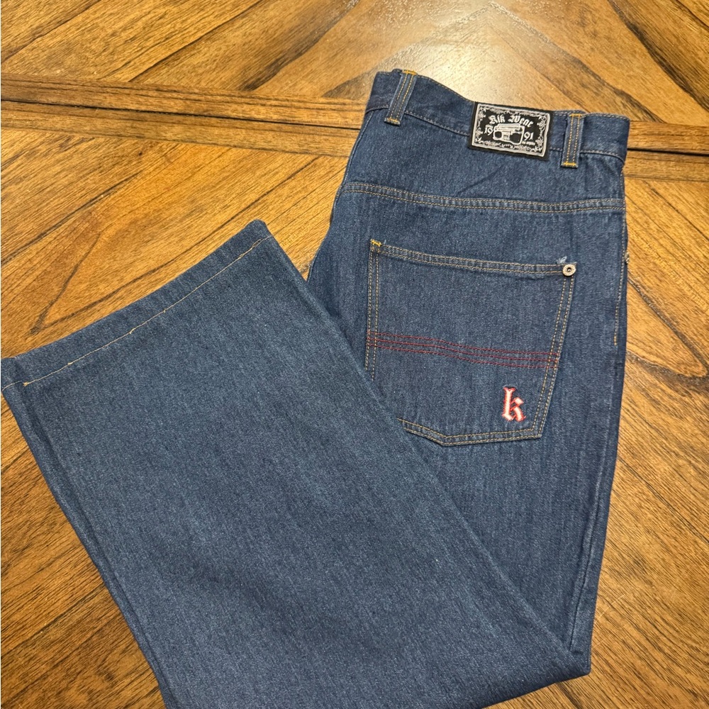 Kik wear